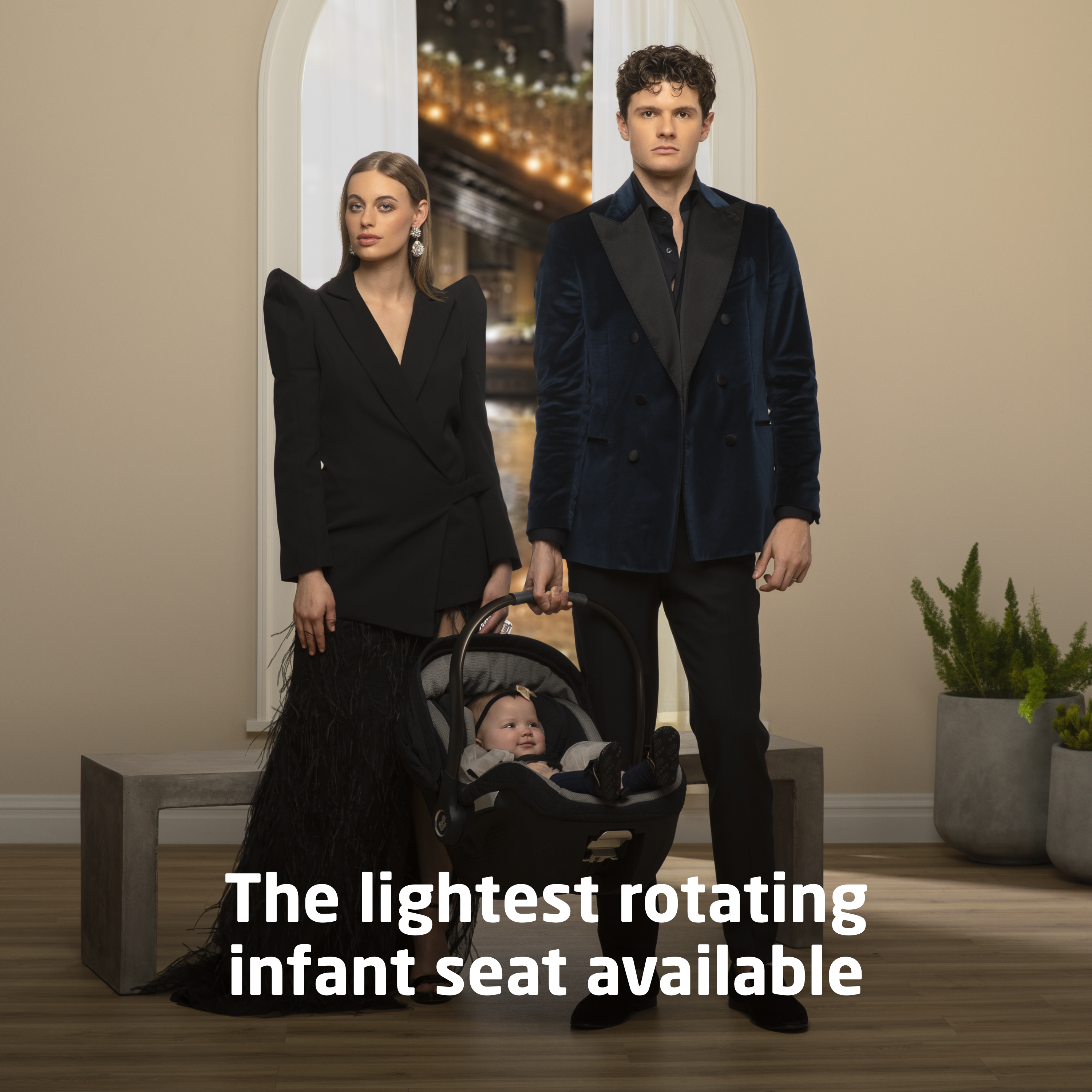 Tana 360° Rotating Travel System with Peri™ 180° in Onyx Heritage